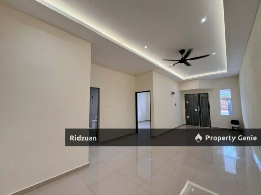 Desa Cemerlang - Single Terrace House
