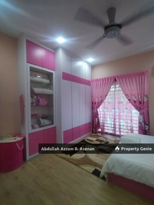 DOUBLE STORY CORNER LOT ! FULLY FURNISHED