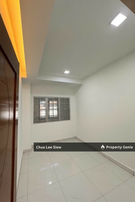 For SALE Double Storey Terrace House 📍Bandar Putra Kulai