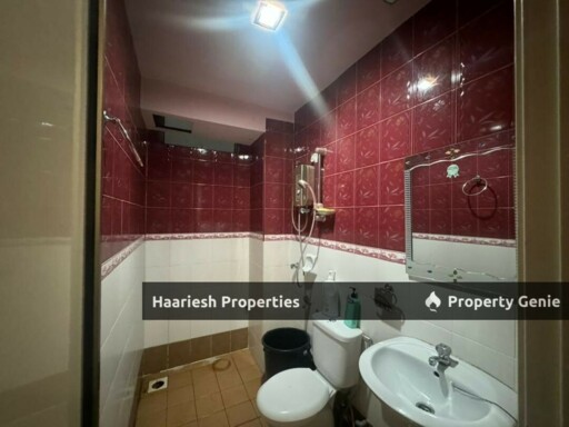 Tampoi Kipark Apartment for Sale