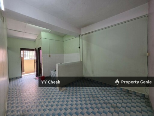 Menglembu, Ipoh Double Storey House For Sale Facing Empty Land Great Location Big Balcony