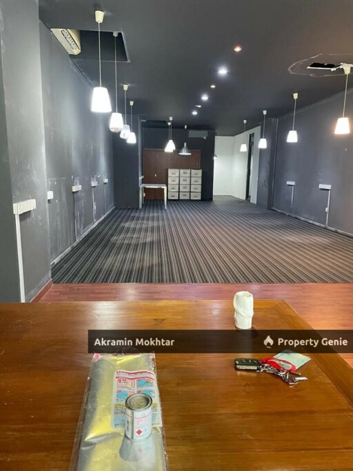 Office / Shoplot - Ground Floor, Perdana View Boutique Serviced Apartment, Jalan PJU8/1, Damansara Perdana.