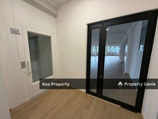 First Floor Office / Shoplot with Lift at Jalan Abell