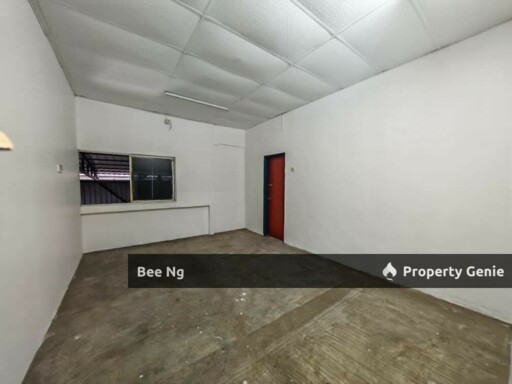 Jalan Satria @Taman Sri Yaakob / 1.5 Storey Terrace Factory Light Industry for Rent