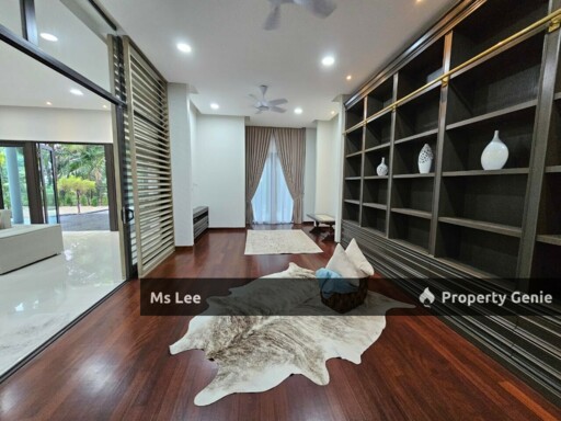 Newly Renovated  2.5 Storey Detached House @ Glenhill Saujana, Seksyen U1, Shah Alam