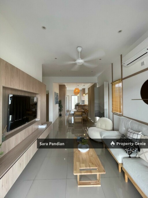 Spacious Lakeside Single Storey Home at Batu Gajah