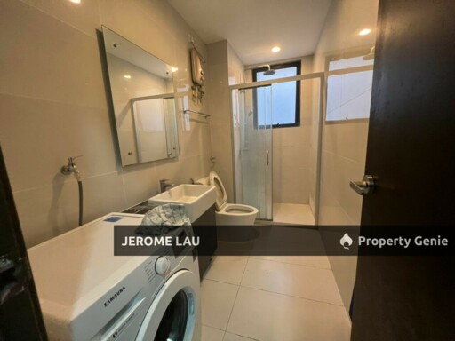 Bay point danga bay 2 bedroom below market for sale