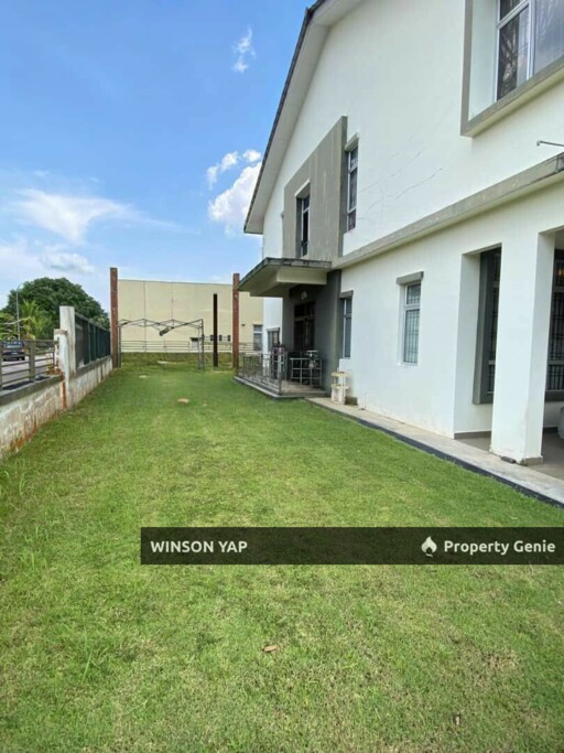 2 Storey Corner Lot Lake View Tmn Seri Austin JB Unblock View Guarded