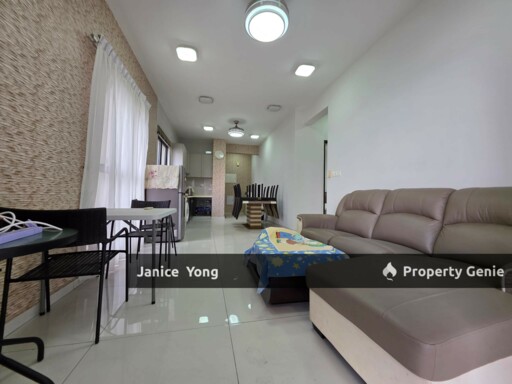 Bay Point @ Country Garden Danga Bay