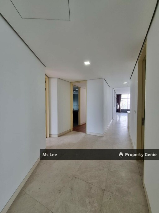 The Troika @ KLCC - Level 39 KLCC park view - 400m / 5 mins walk to LRT Ampang Park