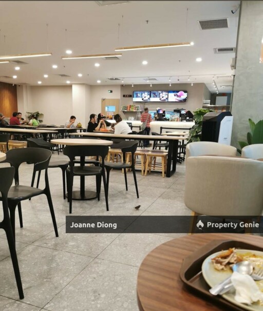Amcorp Mall Shop