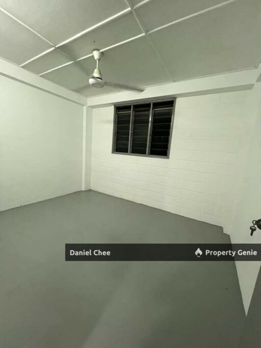 Menglembu Renovated Flat For Rent