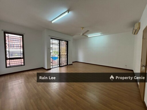 Freehold / Fully Extended / 3 Storey Terrace for Sale / Intermediate Lot / Near Pavilion Bukit Jalil /24Hrs Security with Gated & Guarded