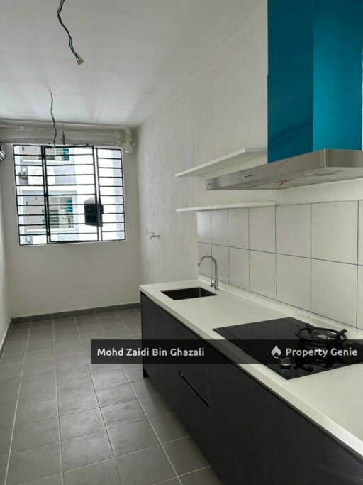 E'Island Lake Haven Service Apartment Putra Perdana