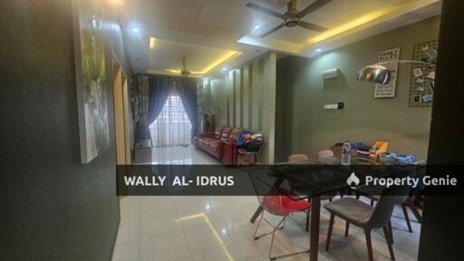 Town House Taman Seri Alam Saujana Utama Sungai Buloh