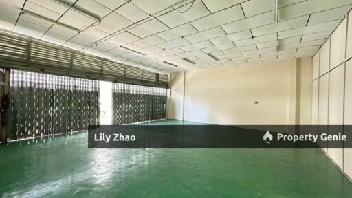 Warehouse / Showroom / Office, 6,400 sq ft Light Industrial 2-Storey Shop Lot📍Sadong Jaya, KK City Centre