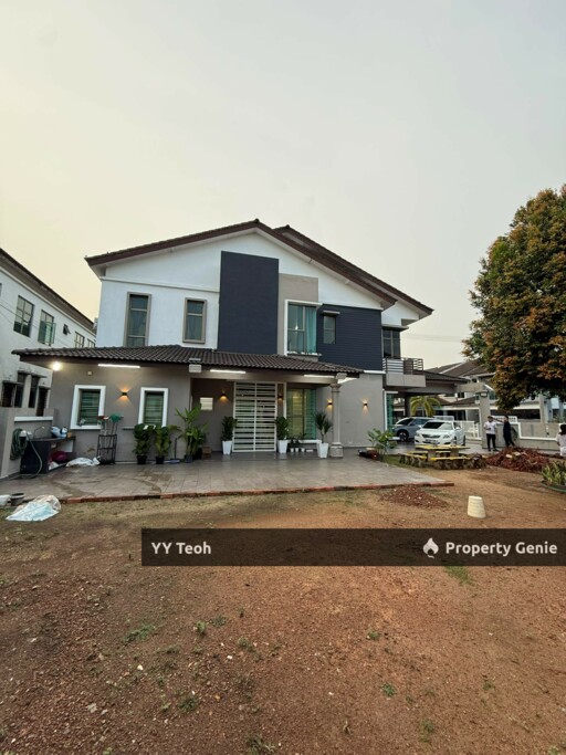 CORNER Paya Rumput Utama Double Storey Terrace