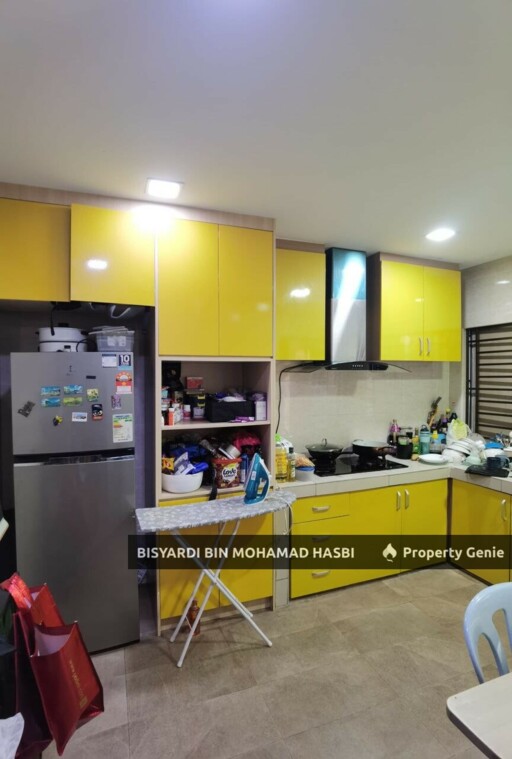 FACING OPEN, END LOT 2 STOREY TERRACE CHERAS INDAH, KUALA LUMPUR .