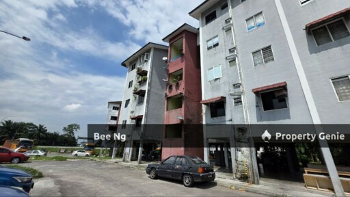 Taman Melawati / Flat