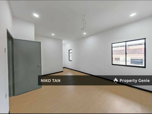Taman Sentosa 2 Storey With Fully Renovated & Extended Kitchen For Sale