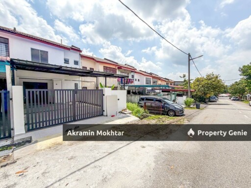 Freehold & Refurbished | Double Storey Terrace Taman Bakawali, Bukit Sentosa