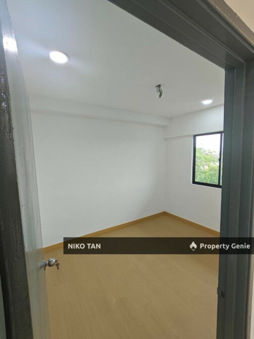 [RENOVATED] Geharu Flat, Taman Rinting Masai For Sale