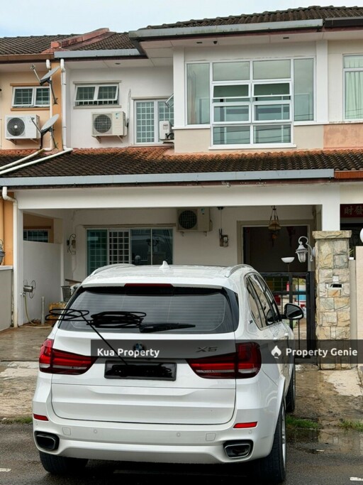 Double Storey Terrace Intermediate House For Rent! Located at Riveria, Samarahan
