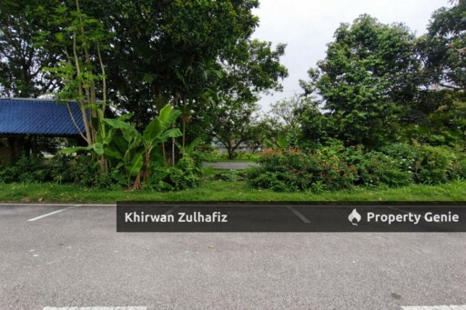 Jalan Teratai Facing Open near Public Bank Bukit Beruntung Double Storey For Sale
