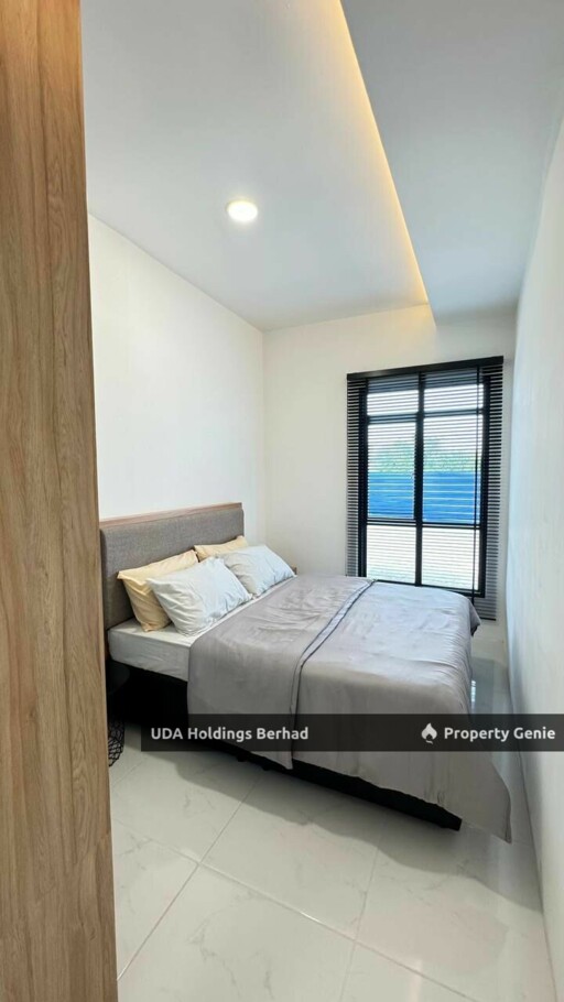 Neu Pendington | Kuching, Sarawak For Sales