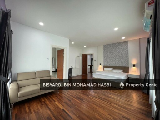 FULLY FURNISHED & RENOVATED 3 STOREY BUNGALOW, TAMAN TAMING MUTIARA 2, BANDAR SUNGAI LONG, KAJANG .