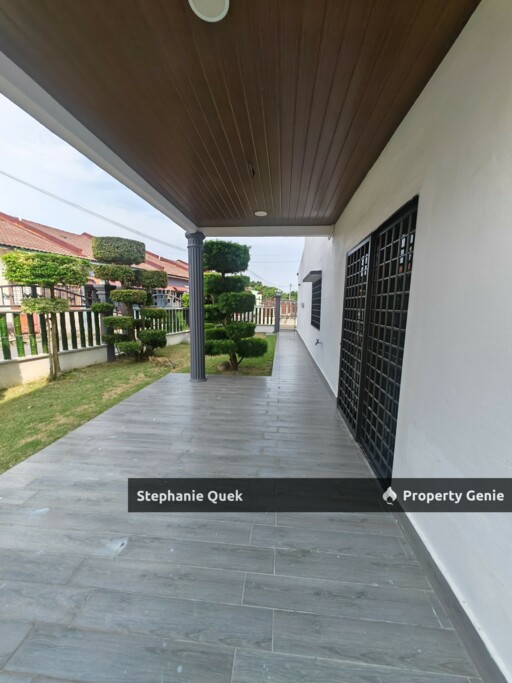 Teluk Panglima Garang Corner With Big Land 2 Storey Facing Open House For Sale