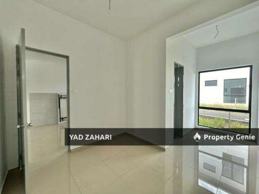 Balcony with View & Semi Furnished @ Lambaian Dua Residence, Kajang