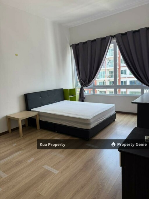 P'residence Condominium For Rent! Located at Batu Kawa