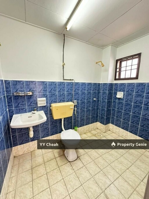 Bercham 2 Storey End Lot House For Sale, Great Location, Good For Investment, Good Condition, Kitchen Extended