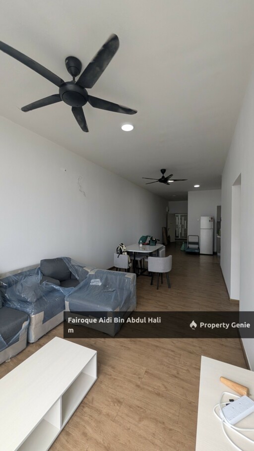 Lakefront Homes Cyberjaya Full Furnish