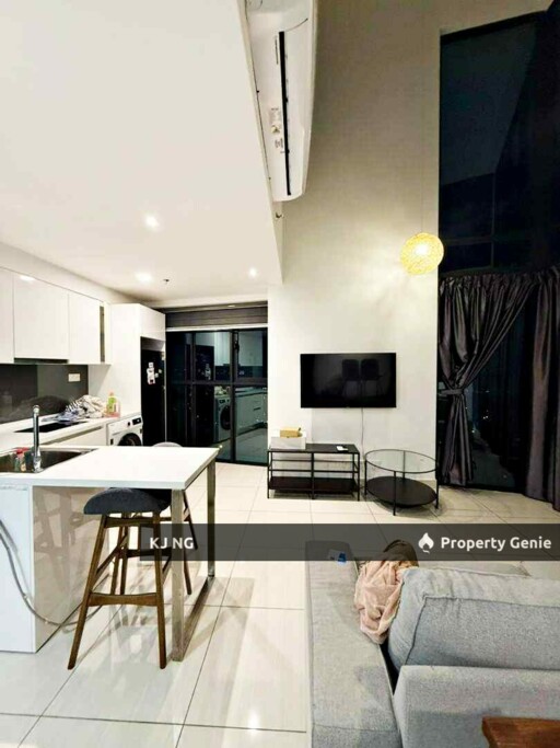 ALMAS DUPLEX FOR LONG TERM RENTAL  K J @ 018 784 1188
