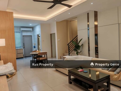 Bucida Lower Unit Townhouse For Sale! at 10th Mile