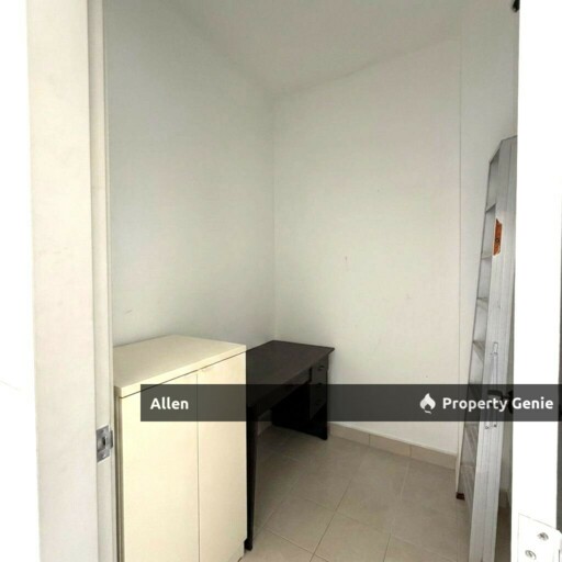 Move-In Ready! Fully Furnished Double Storey @ Horizon Hills | Available Now