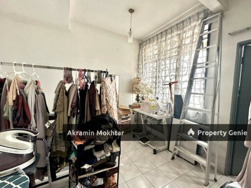 Freehold & Renovated | Single Storey Setingkat Setengah Intermediate Taman Sungai Pinang