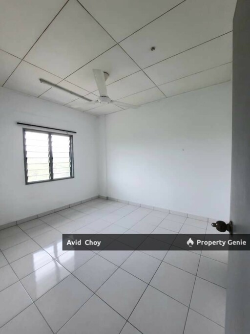 Taman Seroja , Tampoi, Medium Cost flat(Level 4)