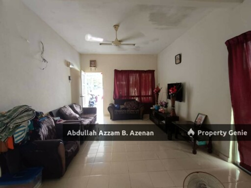 CORNER LOT Taman Halaman Indah Jawi