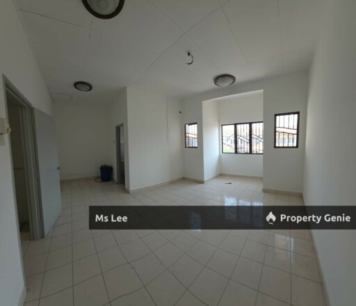 2 storey house-Bandar Puteri Klang @ Port Klang-Sale below bank value Rm151k