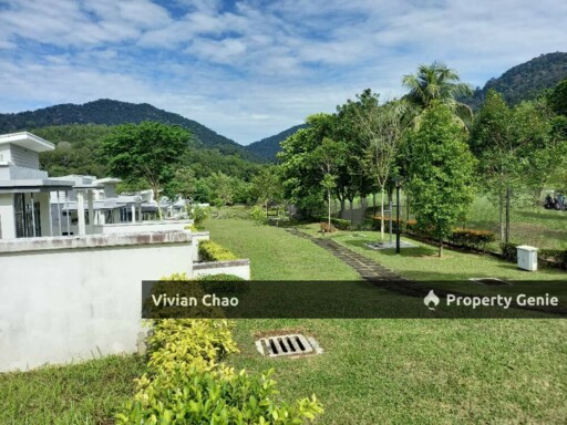 🍀Gated Guarded Single Storey End Lot Villa @Meru Valley for Sale