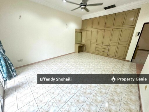 SHAH ALAM SEKSYEN 9 SEMI D