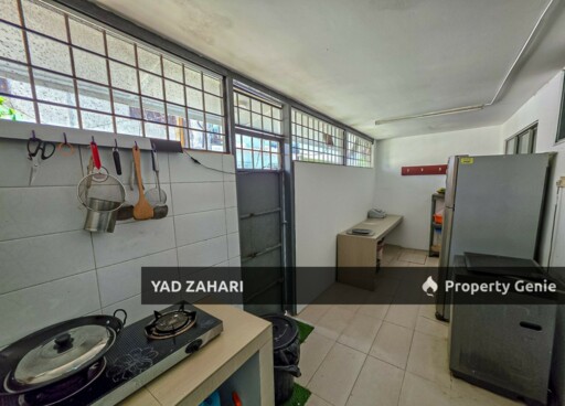 Seksyen 4, Shah Alam | 2-Storey Terrace 4 Bedrooms | RM690K - Prime Location and Facing Open