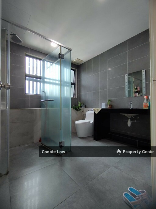 Taman Golf Ipoh Golf View Guarded Well Keep Condition 3 Storey SemiD Fully Renovated Taman Golf