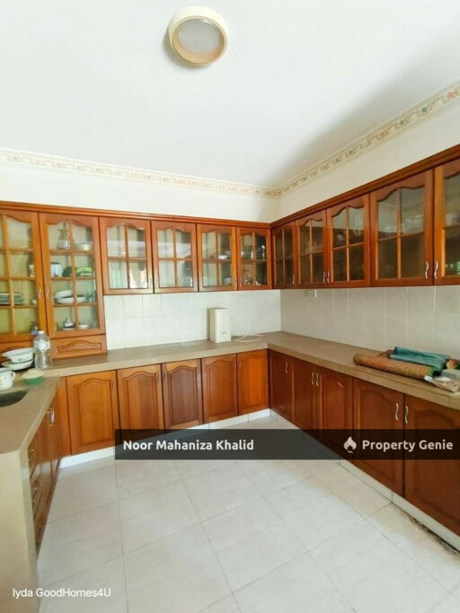2 Storey Corner Lot Renovated, Bandar Bukit Mahkota Bangi