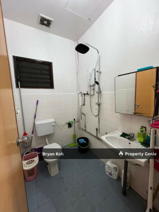 Single storey @Tmn Johor Jaya