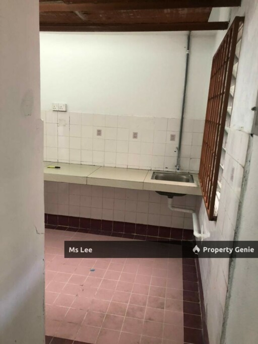 2nd floor Shop Apartment RM 400 (Pasar Malam)-Taman Sentosa @ Klang-Ready 15/7 or 31/7
