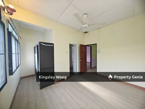 Silibin First Garden Double Storey Terrace House Facing North Simple Renovated Near Menglembu